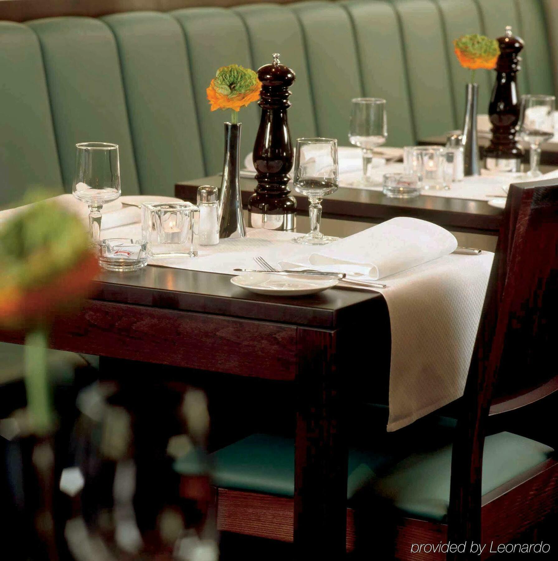 Stay2Night Bs Zurique Restaurante foto